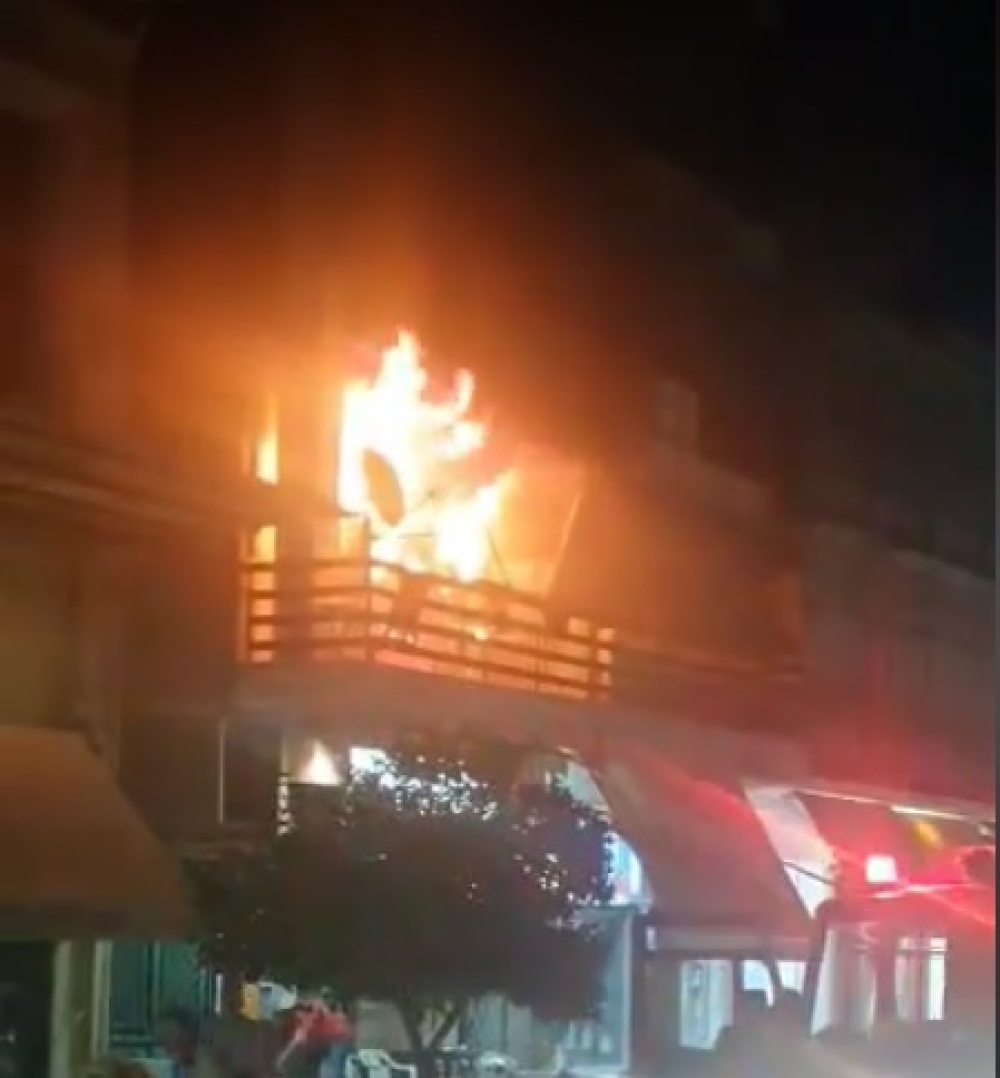 &laquo;&Lambda;&alpha;&mu;&pi;ά&delta;&iota;&alpha;&sigma;&epsilon;&raquo; &delta;&iota;&alpha;&mu;έ&rho;&iota;&sigma;&mu;&alpha; &sigma;&tau;&omicron; &kappa;έ&nu;&tau;&rho;&omicron; &tau;&eta;&sigmaf; &Sigma;&pi;ά&rho;&tau;&eta;&sigmaf; (&Phi;&Omega;&Tau;&Omicron;-VIDEO)