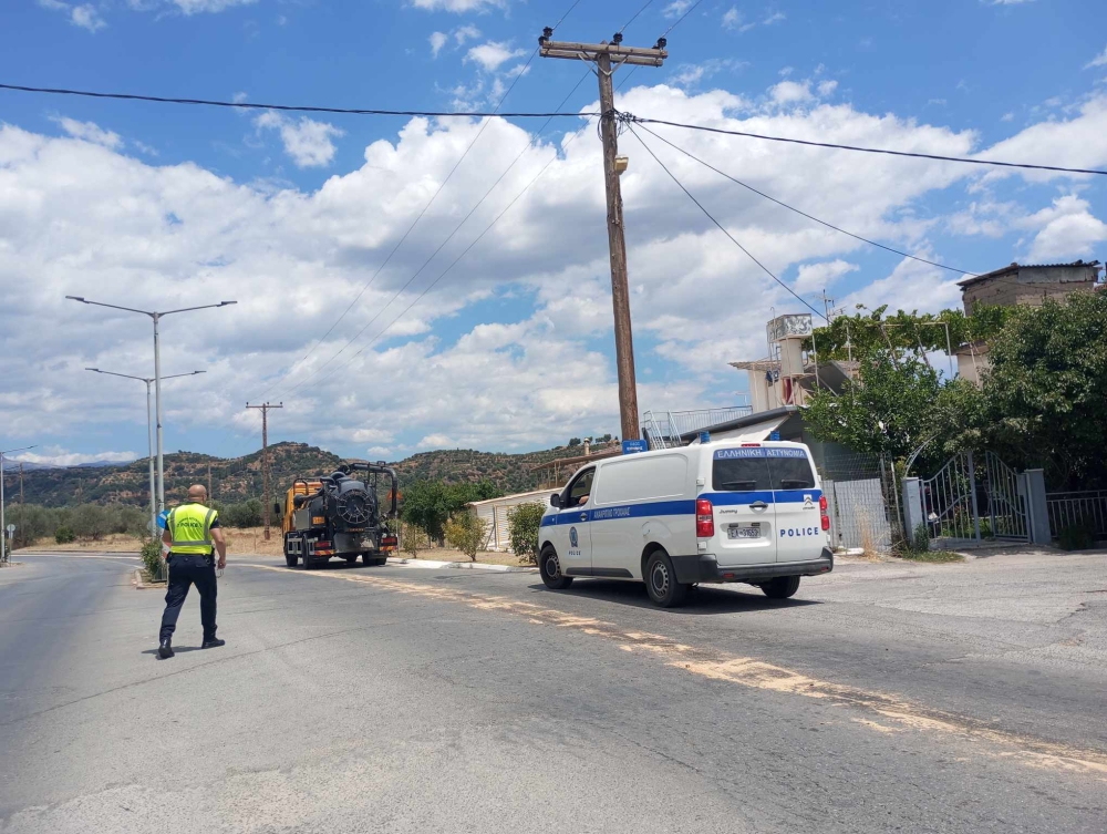 &Delta;&iota;&alpha;&rho;&rho;&omicron;ή &kappa;&alpha;&upsilon;&sigma;ί&mu;&omega;&nu; &sigma;&tau;&omicron; &omicron;&delta;ό&sigma;&tau;&rho;&omega;&mu;&alpha; &alpha;&pi;ό &omicron;&chi;ή&mu;&alpha;&tau;&alpha; &sigma;&tau;&eta; &Sigma;&pi;ά&rho;&tau;&eta;  (&Phi;&Omega;&Tau;&Omicron;)