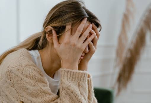 Άγχος και κατάθλιψη «καλπάζουν» στην Ευρώπη