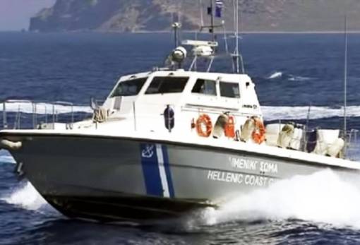 Επιχείρηση για ακυβέρνητο σκάφος ανοιχτά των Κυθήρων