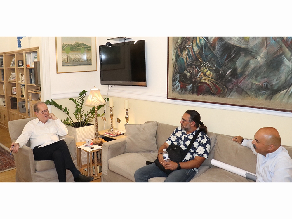 &Sigma;&tau;&omicron;&nu; &Delta;. &Mu;&omicron;&nu;&epsilon;&mu;&beta;&alpha;&sigma;ί&alpha;&sigmaf; &pi;&alpha;&rho;έ&pi;&epsilon;&mu;&psi;&epsilon; &gamma;&iota;&alpha; έ&rho;&gamma;&alpha; &omicron; &Nu;ί&kappa;&alpha;&sigmaf;