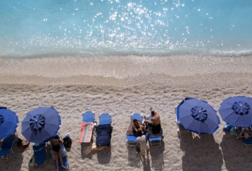 Γαλάζιες Σημαίες 2015: 12 οι «γαλάζιες» ακτές στη Λακωνία