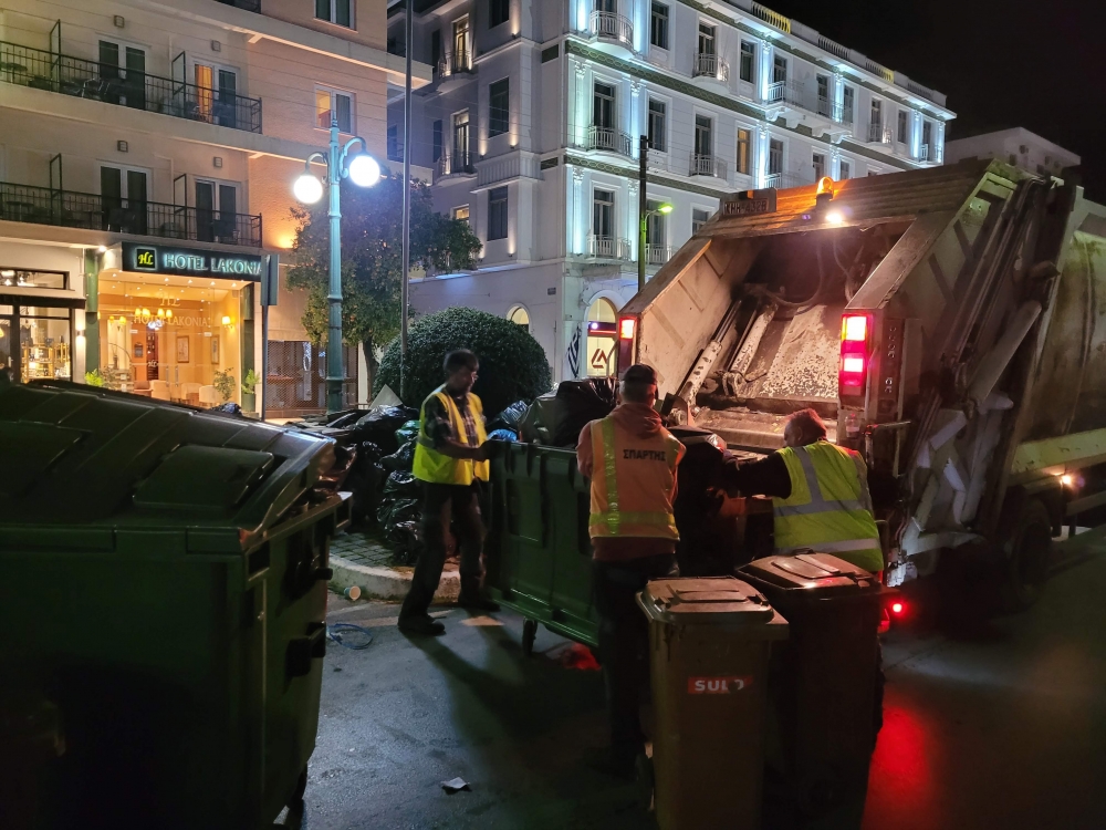 &Alpha;&gamma;ώ&nu;&alpha;&sigmaf; &delta;&rho;ό&mu;&omicron;&upsilon; &gamma;&iota;&alpha; &tau;&omicron; &delta;ύ&sigma;&kappa;&omicron;&lambda;&omicron; έ&rho;&gamma;&omicron; &tau;&eta;&sigmaf; &alpha;&pi;&omicron;&kappa;&omicron;&mu;&iota;&delta;ή&sigmaf; &sigma;&tau;&eta; &Sigma;&pi;ά&rho;&tau;&eta; (&Phi;&Omega;&Tau;&Omicron;-VIDEO)