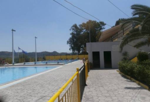 «Μπλουμ» λόγω στατικότητας το Κολυμβητήριο;