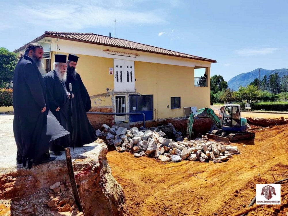 &Xi;&epsilon;&kappa;ί&nu;&eta;&sigma;&alpha;&nu; &omicron;&iota; &epsilon;&kappa;&sigma;&kappa;&alpha;&phi;&iota;&kappa;έ&sigmaf; &epsilon;&rho;&gamma;&alpha;&sigma;ί&epsilon;&sigmaf; &gamma;&iota;&alpha; &tau;&eta; &nu;έ&alpha; &pi;&tau;έ&rho;&upsilon;&gamma;&alpha; &tau;&omicron;&upsilon; &Alpha;&sigma;ύ&lambda;&omicron;&upsilon; &Alpha;&nu;&iota;ά&tau;&omega;&nu; &Sigma;&pi;ά&rho;&tau;&eta;&sigmaf;