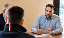 &Alpha;&pi;ό &tau;&eta;&nu; &Pi;&epsilon;&lambda;&omicron;&pi;ό&nu;&nu;&eta;&sigma;&omicron; &sigma;&tau;&eta;&nu; &eta;&gamma;&epsilon;&sigma;ί&alpha; &tau;&omicron;&upsilon; &Kappa;&omicron;&iota;&nu;&omega;&nu;&iota;&kappa;&omicron;ύ &Kappa;&lambda;&iota;&mu;&alpha;&tau;&iota;&kappa;&omicron;ύ &Tau;&alpha;&mu;&epsilon;ί&omicron;&upsilon; &omicron; &Theta;&omicron;&delta;&omega;&rho;ή&sigmaf; &Kappa;&omicron;&upsilon;&nu;&alpha;&delta;έ&alpha;&sigmaf;