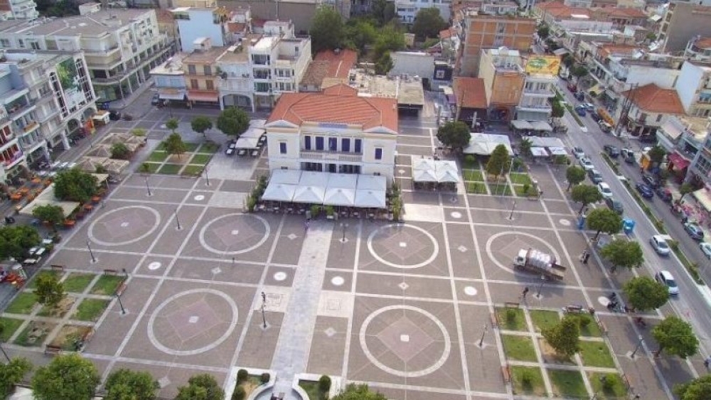 &Alpha;&iota;&chi;&mu;&eta;&rho;ή &alpha;&pi;ά&nu;&tau;&eta;&sigma;&eta; &tau;&eta;&sigmaf; &Delta;&eta;&mu;&omicron;&tau;&iota;&kappa;ή&sigmaf; &Alpha;&rho;&chi;ή&sigmaf; &sigma;&epsilon; ά&rho;&theta;&rho;&omicron; &tau;&eta;&sigmaf; &Alpha;. &Kappa;&alpha;&nu;&epsilon;&lambda;&lambda;&omicron;&pi;&omicron;ύ&lambda;&omicron;&upsilon;