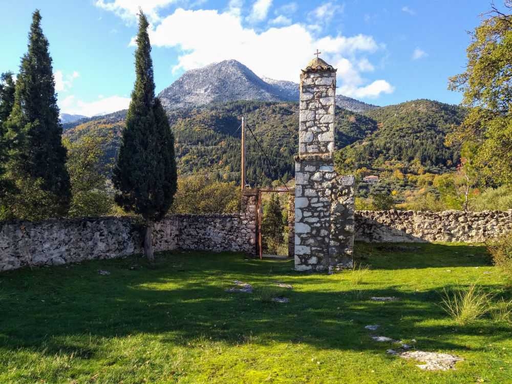 &laquo;&Beta;&alpha;&delta;ί&Zeta;&Omicron;&Upsilon;&Mu;&Epsilon; &sigma;&tau;&eta; &phi;ύ&sigma;&eta;&raquo; &Pi;&iota;&kappa;&omicron;&upsilon;&lambda;&iota;&alpha;&nu;ί&kappa;&omega;&nu;-&Tau;&rho;ύ&pi;&eta;&sigmaf; &mu;&epsilon; &tau;&omicron;&nu; &Epsilon;&Omicron;&Sigma;