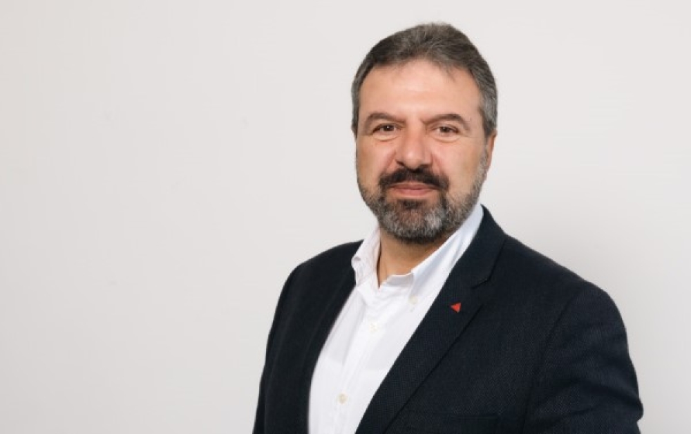 &Nu;έ&epsilon;&sigmaf; &Gamma;&omicron;&nu;&iota;&delta;&iota;&omega;&mu;&alpha;&tau;&iota;&kappa;έ&sigmaf; &Tau;&epsilon;&chi;&nu;&iota;&kappa;έ&sigmaf; &sigma;&tau;&alpha; &phi;&upsilon;&tau;ά: &Delta;&iota;&alpha;&phi;έ&rho;&omicron;&upsilon;&nu; &tau;&epsilon;&lambda;&iota;&kappa;ά &alpha;&pi;ό &tau;&alpha; &Gamma;&epsilon;&nu;&epsilon;&tau;&iota;&kappa;ώ&sigmaf; &Tau;&rho;&omicron;&pi;&omicron;&pi;&omicron;&iota;&eta;&mu;έ&nu;&alpha;;