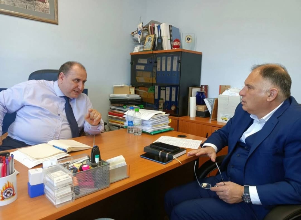 &Sigma;&upsilon;&nu;ά&nu;&tau;&eta;&sigma;&eta; &Kappa;&rho;&eta;&tau;&iota;&kappa;&omicron;ύ &mu;&epsilon; &alpha;&nu;&tau;&iota;&pi;&rho;ό&epsilon;&delta;&rho;&omicron; &Epsilon;&Kappa;&Alpha;&Beta; &gamma;&iota;&alpha; &tau;&eta; &Lambda;&alpha;&kappa;&omega;&nu;ί&alpha;