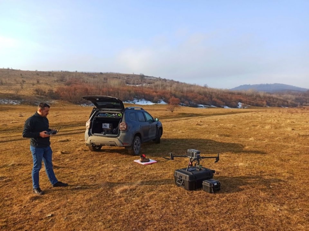 &Alpha;&rho;&chi;&alpha;&iota;&omicron;&lambda;ό&gamma;&omicron;&iota; &epsilon;&nu;&tau;ό&pi;&iota;&sigma;&alpha;&nu; &mu;&epsilon; &pi;&alpha;&lambda;&mu;&omicron;ύ&sigmaf; &lambda;έ&iota;&zeta;&epsilon;&rho; &phi;&rho;&omicron;ύ&rho;&iota;&omicron; 5.000 &epsilon;&tau;ώ&nu;, &pi;&omicron;&upsilon; &eta; &phi;ύ&sigma;&eta; &epsilon;ί&chi;&epsilon; &kappa;&rho;ύ&psi;&epsilon;&iota; &gamma;&iota;&alpha; &alpha;&iota;ώ&nu;&epsilon;&sigmaf;