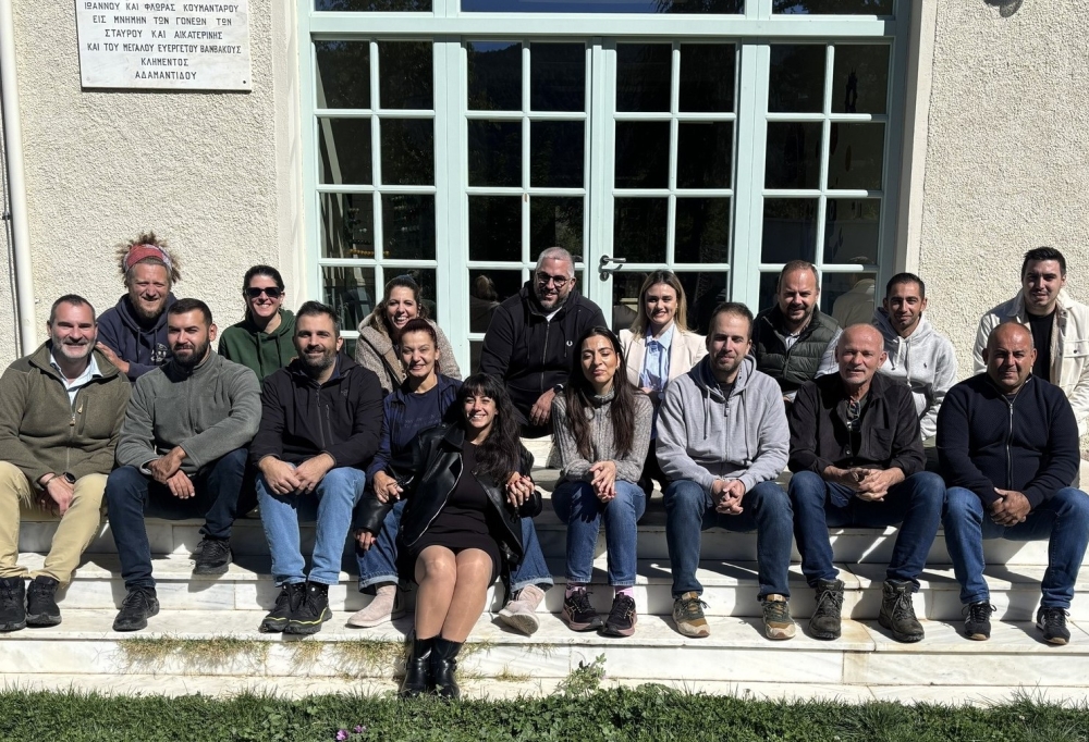 &Mu;ί&alpha; &sigma;&upsilon;&nu;ά&nu;&tau;&eta;&sigma;&eta; &sigma;&tau;&alpha; &beta;&omicron;&upsilon;&nu;ά &tau;&eta;&sigmaf; &Beta;&alpha;&mu;&beta;&alpha;&kappa;&omicron;ύ&sigmaf; &gamma;&iota;&alpha;&hellip; &tau;&alpha; &beta;&omicron;&upsilon;&nu;ά &kappa;&alpha;&iota; &tau;&omicron; &mu;έ&lambda;&lambda;&omicron;&nu; &tau;&omicron;&upsilon;&sigmaf;