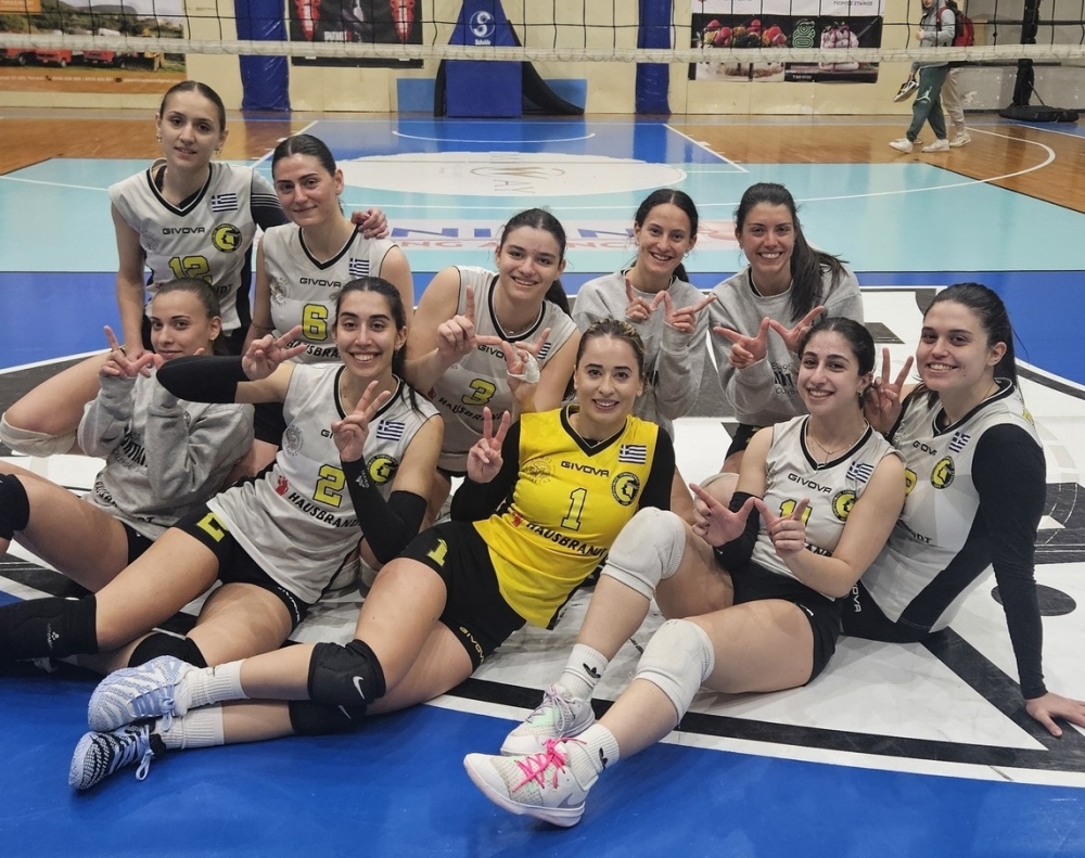 &Beta;&rsquo; &Epsilon;&theta;&nu;&iota;&kappa;ή &Gamma;&upsilon;&nu;&alpha;&iota;&kappa;ώ&nu; &beta;ό&lambda;&epsilon;ϊ: &Mu;&epsilon; &alpha;&nu;&alpha;&tau;&rho;&omicron;&pi;ή &kappa;&alpha;&iota; &psi;&upsilon;&chi;ή &laquo;&pi;έ&rho;&alpha;&sigma;&epsilon;&raquo; &alpha;&pi;ό &tau;&eta;&nu; &Pi;ά&tau;&rho;&alpha; &omicron; &Sigma;&pi;&alpha;&rho;&tau;&iota;&alpha;&tau;&iota;&kappa;ό&sigmaf;