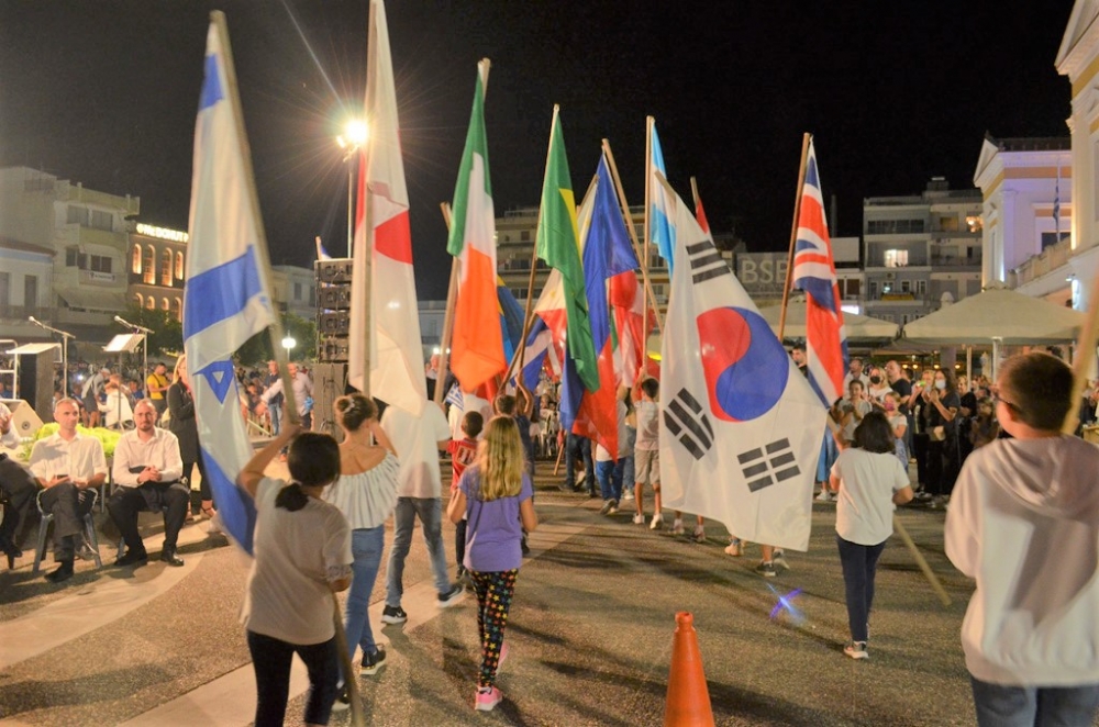 &Sigma;&kappa;ό&rho;&pi;&iota;&sigma;&alpha;&nu; &chi;&alpha;&mu;ό&gamma;&epsilon;&lambda;&alpha; &kappa;&alpha;&iota; &epsilon;&iota;&sigma;έ&pi;&rho;&alpha;&xi;&alpha;&nu; &tau;&omicron; &pi;&iota;&omicron; &zeta;&epsilon;&sigma;&tau;ό &chi;&epsilon;&iota;&rho;&omicron;&kappa;&rho;ό&tau;&eta;&mu;&alpha;