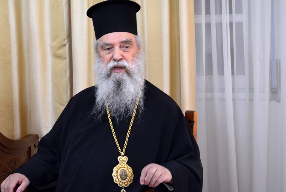 &Epsilon;&upsilon;&sigma;&tau;ά&theta;&iota;&omicron;&sigmaf;: &laquo;&Nu;&alpha; &pi;&iota;&sigma;&tau;έ&psi;&omicron;&upsilon;&nu; &tau;&alpha; &pi;&alpha;&iota;&delta;&iota;ά ό&tau;&iota; &mu;&alpha;&sigmaf; έ&chi;&omicron;&upsilon;&nu; &sigma;&upsilon;&mu;&pi;&alpha;&rho;&alpha;&sigma;&tau;ά&tau;&epsilon;&sigmaf;&raquo;