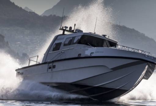 Επείγουσα διακομιδή ναυτικού από πλοίο ανοιχτά της Νεάπολης