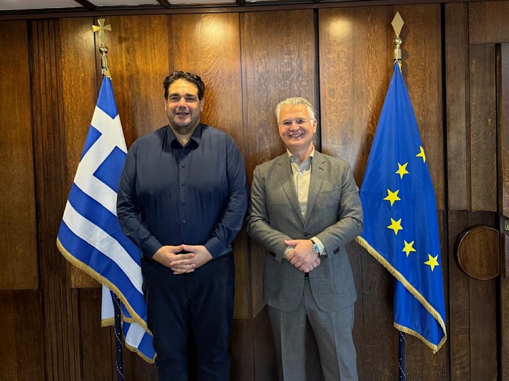 &Epsilon;&upsilon;&rho;&epsilon;ί&alpha; &alpha;&tau;&zeta;έ&nu;&tau;&alpha; &sigma;&tau;&eta;&nu; &epsilon;&pi;&alpha;&phi;ή &Pi;&tau;&omega;&chi;&omicron;ύ &mu;&epsilon; &tau;&omicron;&nu; &upsilon;&pi;&omicron;&upsilon;&rho;&gamma;ό &Epsilon;&sigma;&omega;&tau;&epsilon;&rho;&iota;&kappa;ώ&nu;