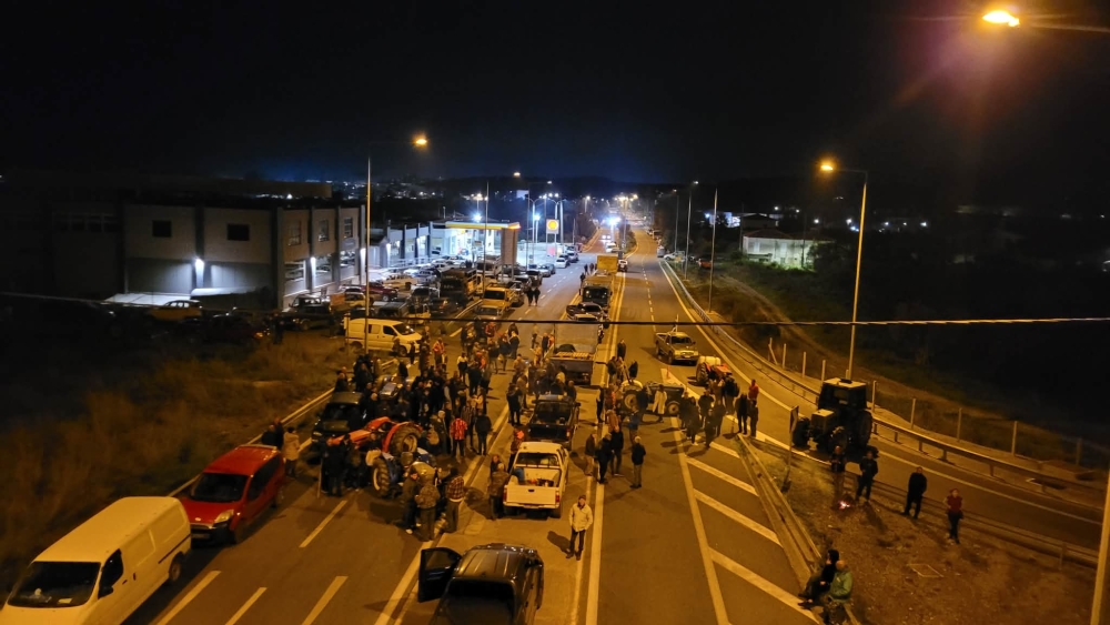 &Epsilon;&pi;&iota;&sigma;&tau;&rho;έ&phi;&omicron;&upsilon;&nu; &kappa;&alpha;&iota; &alpha;&nu;&epsilon;&beta;ά&zeta;&omicron;&upsilon;&nu; &laquo;&sigma;&tau;&rho;&omicron;&phi;έ&sigmaf;&raquo; &tau;&alpha; &tau;&rho;&alpha;&kappa;&tau;έ&rho; &sigma;&tau;&omicron; &mu;&pi;&lambda;ό&kappa;&omicron; &tau;&eta;&sigmaf; &Sigma;&pi;ά&rho;&tau;&eta;&sigmaf;