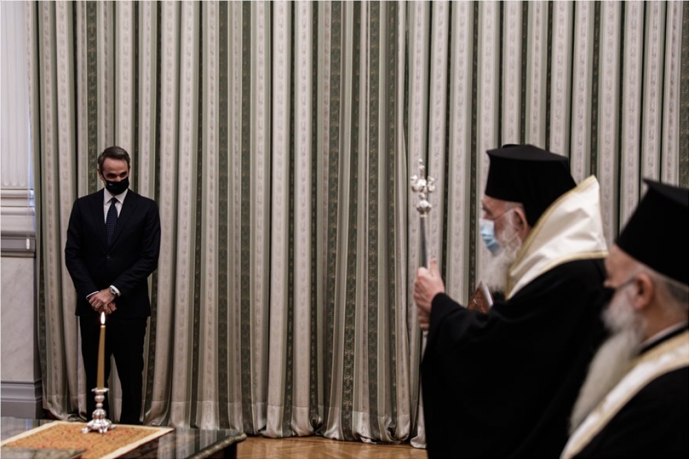 &Omicron; &Alpha;&rho;&chi;&iota;&epsilon;&pi;ί&sigma;&kappa;&omicron;&pi;&omicron;&sigmaf; &epsilon;&tau;&omicron;&iota;&mu;ά&zeta;&epsilon;&tau;&alpha;&iota; &nu;&alpha; &delta;ώ&sigma;&epsilon;&iota; &tau;έ&lambda;&omicron;&sigmaf; &sigma;&tau;&omicron;&nu; &laquo;&iota;&epsilon;&rho;ό &pi;ό&lambda;&epsilon;&mu;&omicron;&raquo;