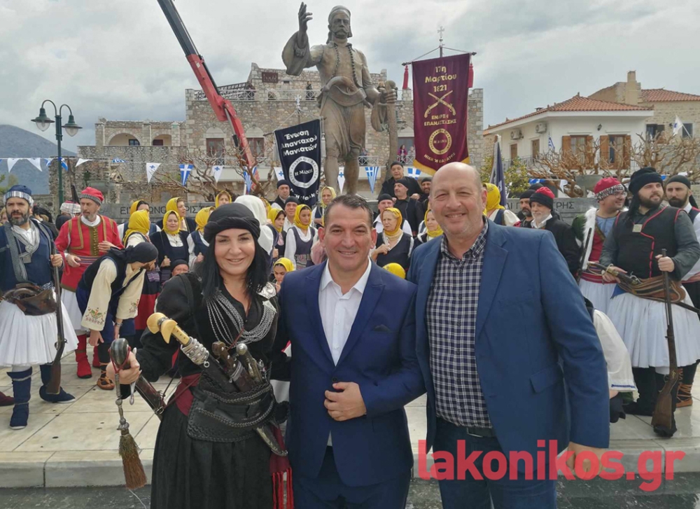 &Eta; &laquo;&phi;&lambda;ό&gamma;&alpha;&raquo; &tau;&eta;&sigmaf; &Mu;ά&nu;&eta;&sigmaf; &delta;ί&nu;&epsilon;&iota; ώ&theta;&eta;&sigma;&eta; &kappa;&alpha;&iota; &gamma;&iota;&alpha; &Epsilon;&upsilon;&rho;&omega;&beta;&omicron;&upsilon;&lambda;ή