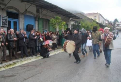 Η Μουντζουροδευτέρα στο Καστόρι: Ένα σύγχρονο λαϊκό δρώμενο