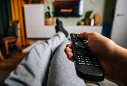 Πώς το πορνό συνδέεται με τις διατροφικές διαταραχές