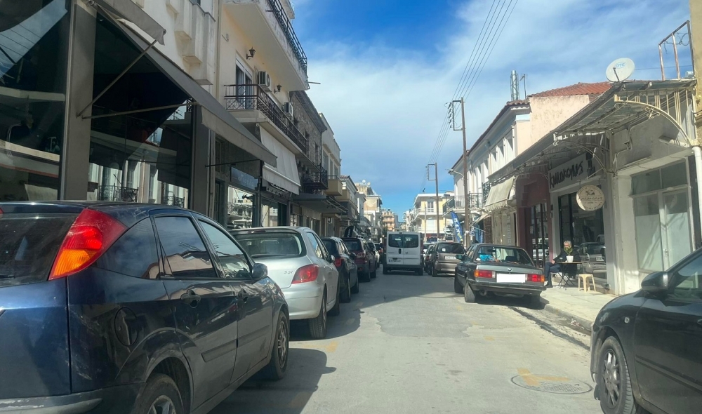 &Alpha;&pi;&alpha;&gamma;&omicron;&rho;&epsilon;ύ&epsilon;&tau;&alpha;&iota;, &pi;ό&sigma;&omicron; &pi;&iota;&omicron; &laquo;&xi;ά&sigma;&tau;&epsilon;&rho;&alpha;&raquo;;