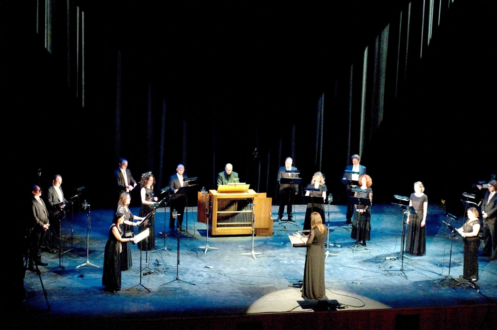 &laquo;&Epsilon;&alpha;&rho;&iota;&nu;έ&sigmaf; &pi;&rho;&omicron;&sigma;&epsilon;&upsilon;&chi;έ&sigmaf;: &Alpha;&pi;ό &tau;&alpha; &Pi;ά&theta;&eta; &sigma;&tau;&eta;&nu; &Alpha;&nu;ά&sigma;&tau;&alpha;&sigma;&eta; &tau;&omicron;&upsilon; &Chi;&rho;&iota;&sigma;&tau;&omicron;ύ&raquo;