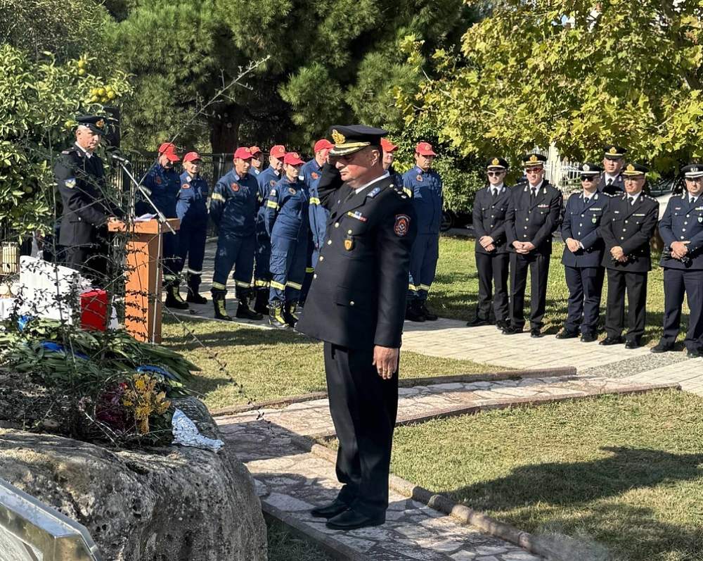 &Alpha;&theta;ά&nu;&alpha;&tau;&omicron;&iota;: Ά&sigma;&beta;&epsilon;&sigma;&tau;&eta; &eta; &mu;&nu;ή&mu;&eta; &tau;&omega;&nu; &pi;&epsilon;&sigma;ό&nu;&tau;&omega;&nu; &pi;&upsilon;&rho;&omicron;&sigma;&beta;&epsilon;&sigma;&tau;ώ&nu; &sigma;&tau;&eta; &Lambda;&alpha;&kappa;&omega;&nu;ί&alpha;