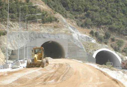Το πρόβλημα με τις μελέτες δημοσίων έργων