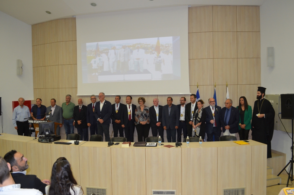 &Eta; &Sigma;&pi;ά&rho;&tau;&eta; &sigma;&tau;&omicron;&upsilon;&sigmaf; &Delta;&iota;&epsilon;&theta;&nu;&epsilon;ί&sigmaf; &Pi;&alpha;&iota;&delta;&iota;&kappa;&omicron;ύ&sigmaf; &Alpha;&gamma;ώ&nu;&epsilon;&sigmaf; &mu;έ&sigma;&omega; &epsilon;&nu;ό&sigmaf; &epsilon;&pi;&epsilon;&tau;&epsilon;&iota;&alpha;&kappa;&omicron;ύ &lambda;&epsilon;&upsilon;&kappa;ώ&mu;&alpha;&tau;&omicron;&sigmaf;