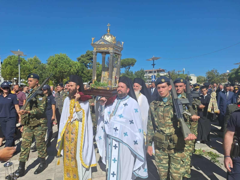 &Sigma;&tau;&iota;&sigmaf; &epsilon;&kappa;&delta;&eta;&lambda;ώ&sigma;&epsilon;&iota;&sigmaf; &upsilon;&pi;&omicron;&delta;&omicron;&chi;ή&sigmaf; &tau;&eta;&sigmaf; &epsilon;&iota;&kappa;ό&nu;&alpha;&sigmaf; &tau;&eta;&sigmaf; &Pi;&alpha;&nu;&alpha;&gamma;ί&alpha;&sigmaf; &Beta;&omicron;&upsilon;&lambda;&kappa;&alpha;&nu;&iota;ώ&tau;&iota;&sigma;&sigma;&alpha;&sigmaf; &omicron; &Beta;&alpha;&kappa;&alpha;&lambda;ό&pi;&omicron;&upsilon;&lambda;&omicron;&sigmaf;