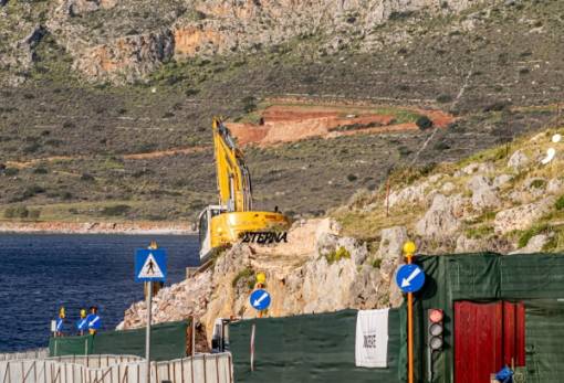 Σε εξέλιξη εκσκαφές και… ενστάσεις για το τελεφερίκ στη Μονεμβασιά