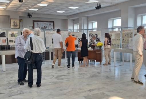 «Μνήμη Νικηφόρου Βρεττάκου» μέσα από σπάνια ντοκουμέντα στις Κροκεές