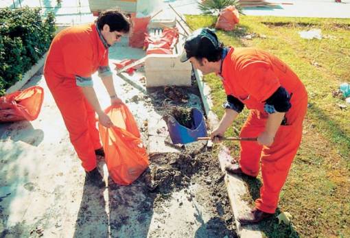 Έξι θέσεις εργασίας στο Δήμο Ευρώτα