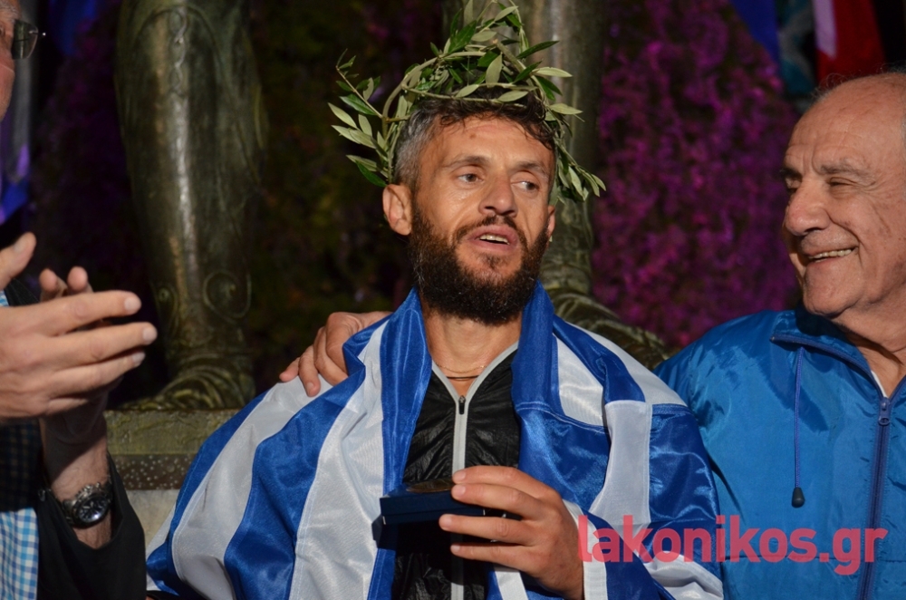 &Eta; &Sigma;&pi;ά&rho;&tau;&eta; &kappa;ά&nu;&epsilon;&iota; &laquo;&Sigma;&pi;&alpha;&rho;&tau;&iota;ά&tau;&eta;&raquo; &tau;&omicron;&nu; &Phi;ώ&tau;&eta; &tau;&eta;&sigmaf;&hellip;