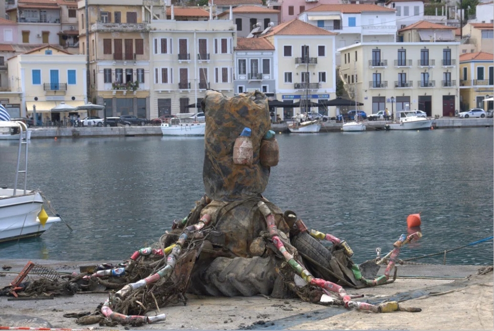 &laquo;&Alpha;&nu;ά&sigma;&alpha;&nu;&epsilon;&raquo; &xi;&alpha;&nu;ά &omicron; &beta;&upsilon;&theta;ό&sigmaf; &tau;&omicron;&upsilon; &Gamma;&upsilon;&theta;&epsilon;ί&omicron;&upsilon;