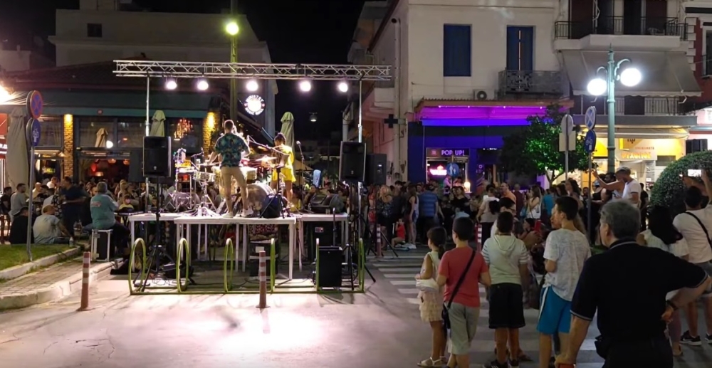 &Sigma;&tau;&alpha; &sigma;&kappa;&alpha;&rho;&iota;ά &kappa;&alpha;&iota; &phi;έ&tau;&omicron;&sigmaf; &eta; &delta;&iota;&omicron;&rho;&gamma;ά&nu;&omega;&sigma;&eta; &Lambda;&epsilon;&upsilon;&kappa;ή&sigmaf; &Nu;ύ&chi;&tau;&alpha;&sigmaf; &sigma;&tau;&eta; &Sigma;&pi;ά&rho;&tau;&eta;