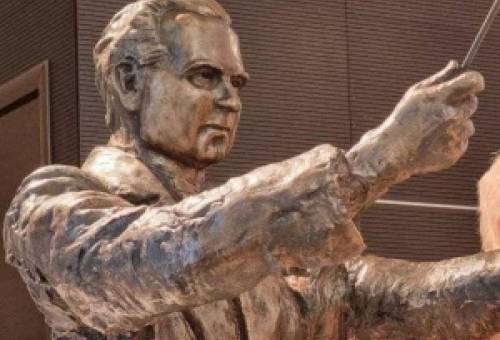 Βρίσκει τη θέση της στο Πάρκο ΟΤΕ η προτομή Μαχαίρα