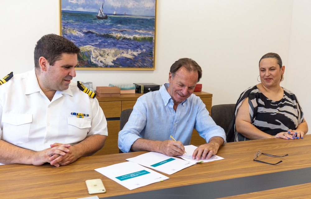 &Eta; &Alpha;&Epsilon;&Nu; &Lambda;&alpha;&kappa;&omega;&nu;ί&alpha;&sigmaf; &alpha;&nu;&omicron;ί&gamma;&epsilon;&iota; &pi;&alpha;&nu;&iota;ά &sigma;&tau;&eta; &nu;&alpha;&upsilon;&tau;&iota;&kappa;ή &epsilon;&kappa;&pi;&alpha;ί&delta;&epsilon;&upsilon;&sigma;&eta;