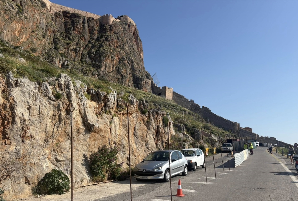 &Tau;&epsilon;&lambda;&epsilon;&phi;&epsilon;&rho;ί&kappa; &Mu;&omicron;&nu;&epsilon;&mu;&beta;&alpha;&sigma;&iota;ά&sigmaf;: &Pi;&epsilon;&rho;&nu;ά &sigma;&tau;&eta;&nu; &epsilon;&pi;ό&mu;&epsilon;&nu;&eta; &pi;&rho;ά&xi;&eta;