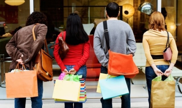  &Mu;&epsilon;&iota;&omega;&mu;έ&nu;&eta; &kappa;&alpha;&iota; &phi;έ&tau;&omicron;&sigmaf; &tau;&omicron;&upsilon;&rho;&iota;&sigma;&tau;&iota;&kappa;ή &kappa;&alpha;&iota; &epsilon;&mu;&pi;&omicron;&rho;&iota;&kappa;ή &kappa;ί&nu;&eta;&sigma;&eta; &epsilon;&nu;ό&psi;&epsilon;&iota; &Pi;ά&sigma;&chi;&alpha;