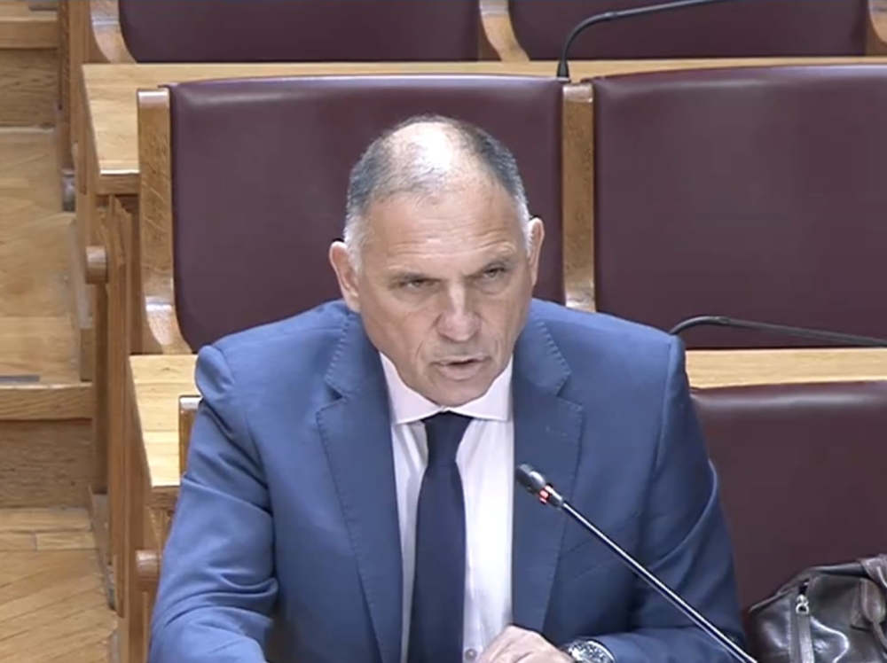 &Psi;&eta;&phi;ί&sigma;&tau;&eta;&kappa;&epsilon; &tau;&omicron; &nu;&omicron;&mu;&omicron;&sigma;&chi;έ&delta;&iota;&omicron; &tau;&omicron;&upsilon; &Upsilon;&Pi;&Epsilon;&Theta;&Omicron; &gamma;&iota;&alpha; &tau;&alpha; &alpha;&nu;&alpha;&pi;&tau;&upsilon;&xi;&iota;&alpha;&kappa;ά &pi;&rho;&omicron;&gamma;&rho;ά&mu;&mu;&alpha;&tau;&alpha;