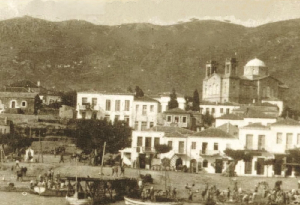 &Delta;&iota;ή&mu;&epsilon;&rho;&omicron; &alpha;&pi;&omicron;&theta;έ&omega;&sigma;&eta;&sigmaf;  &tau;&omega;&nu; &pi;&alpha;&rho;&alpha;&delta;&omicron;&sigma;&iota;&alpha;&kappa;ώ&nu; &chi;&omicron;&rho;ώ&nu; &sigma;&tau;&eta; &Nu;&epsilon;ά&pi;&omicron;&lambda;&eta;