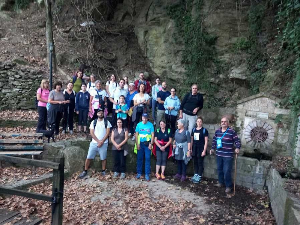 &laquo;&Beta;&alpha;&delta;ί&Zeta;&Omicron;&Upsilon;&Mu;&Epsilon; &sigma;&tau;&eta; &phi;ύ&sigma;&eta;&raquo; &tau;&omega;&nu; &Pi;&iota;&kappa;&omicron;&upsilon;&lambda;&iota;&alpha;&nu;ί&kappa;&omega;&nu; &mu;&epsilon; &tau;&omicron;&nu; &Epsilon;&Omicron;&Sigma; &Sigma;&pi;ά&rho;&tau;&eta;&sigmaf;