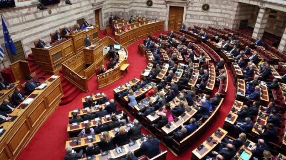 &Mu;ί&nu;&iota; &alpha;&nu;&alpha;&sigma;&chi;&eta;&mu;&alpha;&tau;&iota;&sigma;&mu;ό&sigmaf; &sigma;&tau;&eta; &sigma;&kappa;&iota;ά &tau;&omicron;&upsilon; &Omicron;&Pi;&Epsilon;&Kappa;&Epsilon;&Pi;&Epsilon;