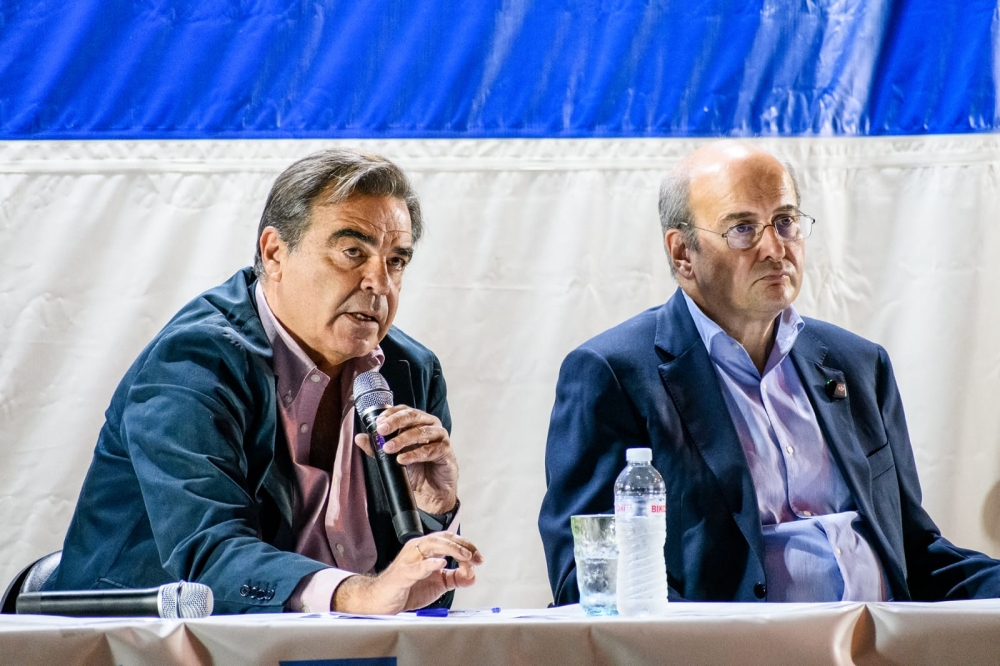 &Sigma;&chi;&omicron;&iota;&nu;ά&sigmaf;: &Pi;ά&nu;&omega; &alpha;&pi;ό 20 &delta;&iota;&sigma;. &epsilon;&upsilon;&rho;ώ &gamma;&iota;&alpha; &tau;&eta; &sigma;&tau;ή&rho;&iota;&xi;&eta; &tau;&omega;&nu; &Epsilon;&lambda;&lambda;ή&nu;&omega;&nu; &alpha;&gamma;&rho;&omicron;&tau;ώ&nu; &tau;&eta;&nu; &epsilon;&pi;ό&mu;&epsilon;&nu;&eta; &epsilon;&xi;&alpha;&epsilon;&tau;ί&alpha;