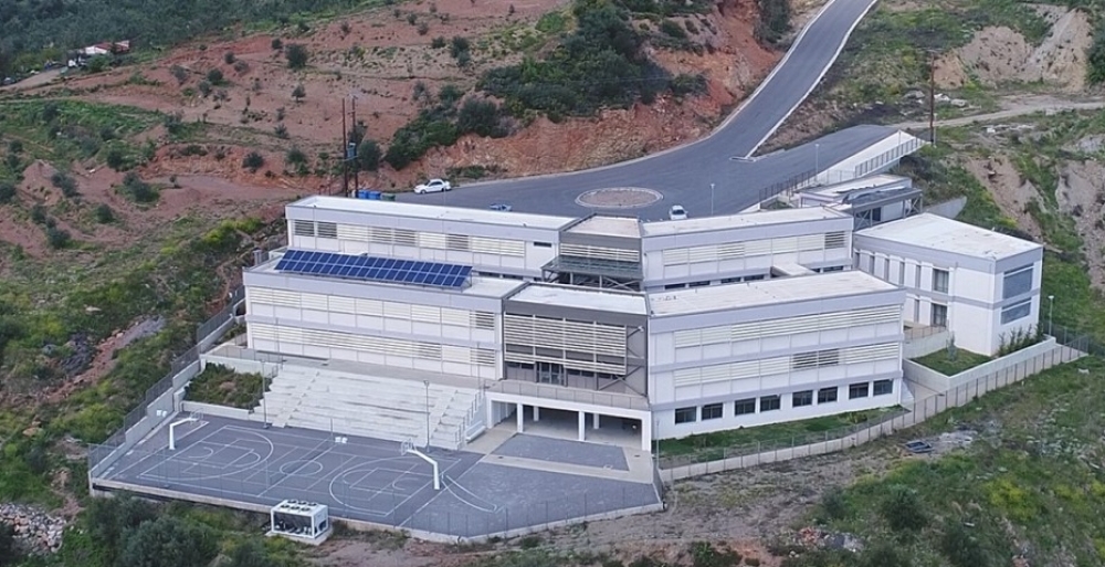 &Omicron;&upsilon;&sigma;&iota;&alpha;&sigma;&tau;&iota;&kappa;έ&sigmaf; &pi;&alpha;&rho;&epsilon;&mu;&beta;ά&sigma;&epsilon;&iota;&sigmaf; &sigma;&tau;&omicron; &Mu;&omicron;&upsilon;&sigma;&iota;&kappa;ό &Sigma;&chi;&omicron;&lambda;&epsilon;ί&omicron; &Sigma;&pi;ά&rho;&tau;&eta;&sigmaf;