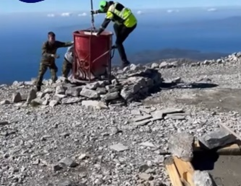 &Xi;&alpha;&nu;&alpha;&sigma;&tau;έ&kappa;&epsilon;&iota; &alpha;&gamma;έ&rho;&omega;&chi;&omicron; &tau;&omicron; &epsilon;&kappa;&kappa;&lambda;&eta;&sigma;ά&kappa;&iota; &tau;&omicron;&upsilon; &Alpha;ϊ-&Lambda;&iota;&alpha; &sigma;&tau;&omicron;&nu; &Tau;&alpha;ΰ&gamma;&epsilon;&tau;&omicron;