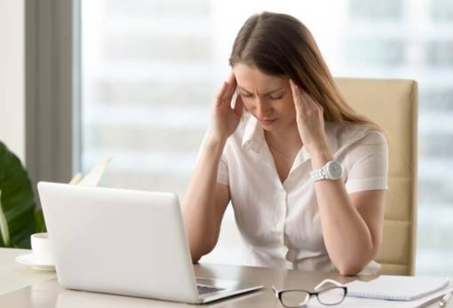 ΙΝΕ ΓΣΕΕ: Το 74% των εργαζομένων νιώθει σωματική εξάντληση